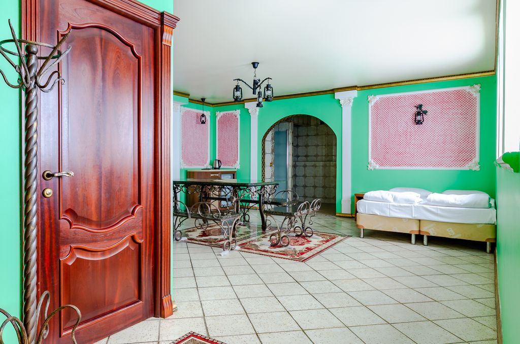 Корона — Апартаменты Двухкомнатный номер с хамамом