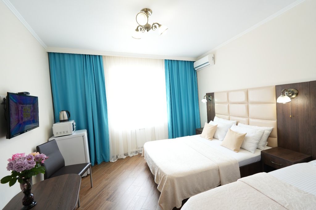 Априори — Трёхместный номер комфорт