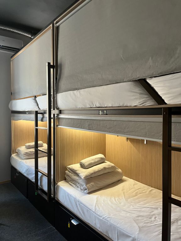 5 Nebo — Многоместный женский номер верхняя капсула