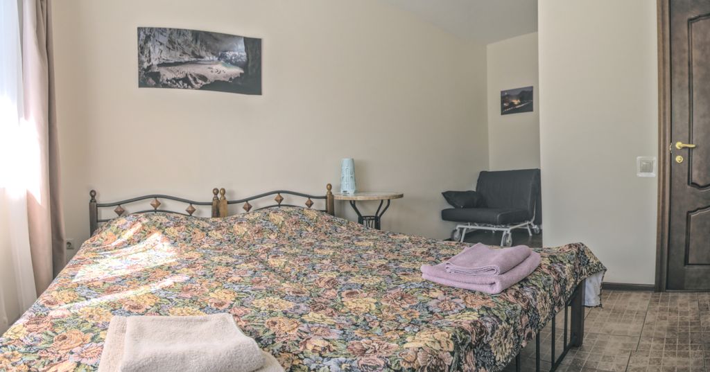 Виноградная Лестница — Трёхместный номер стандарт