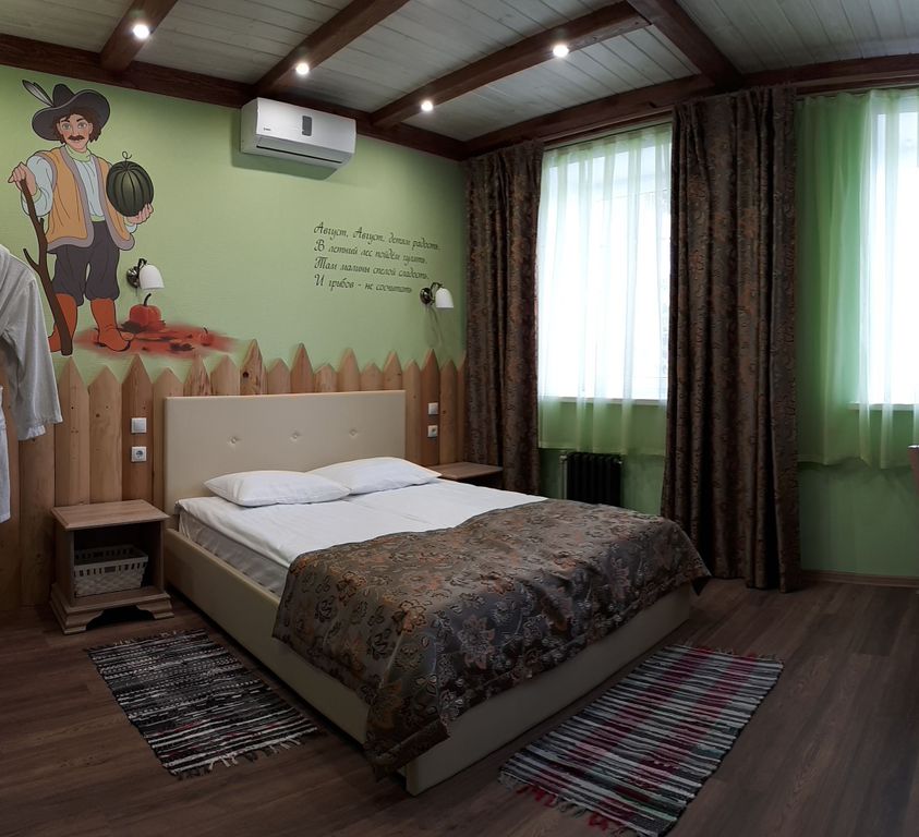 12 Месяцев — Двухместный номер с 1 кроватью август