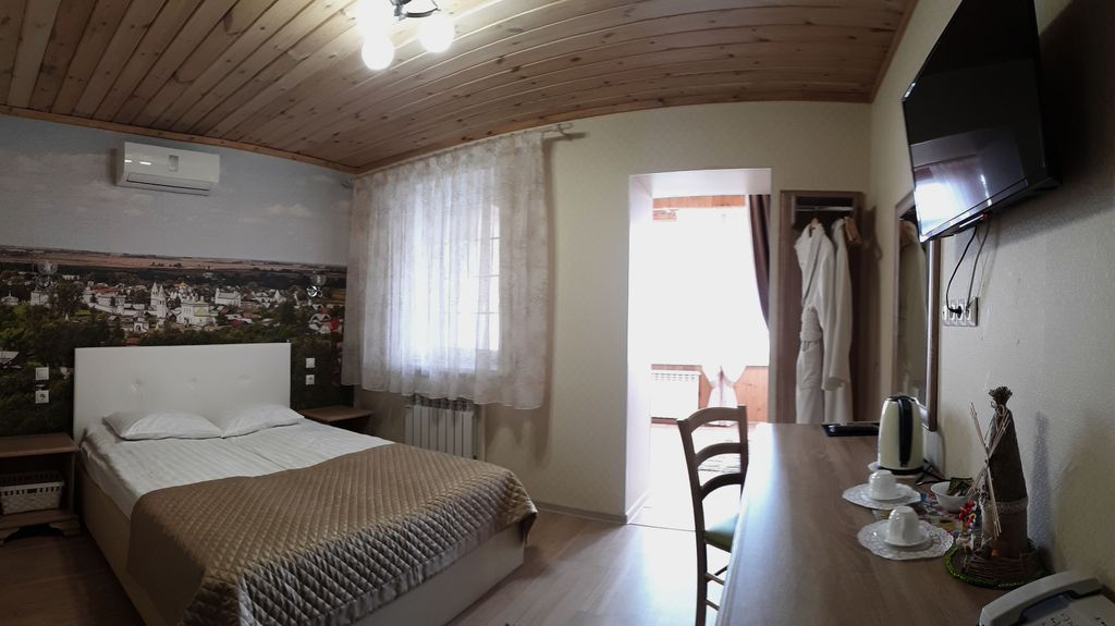 12 Месяцев — Четырёхместный номер светлица