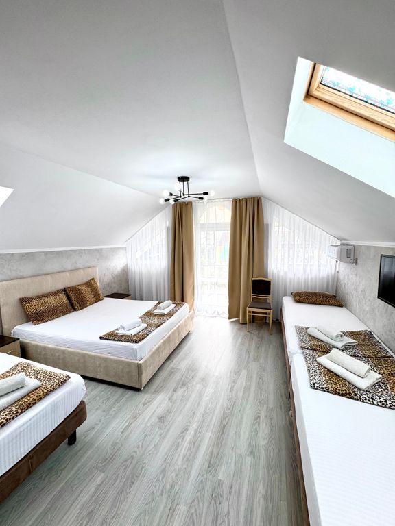 Ольга — Семейный номер пятиместный стандарт