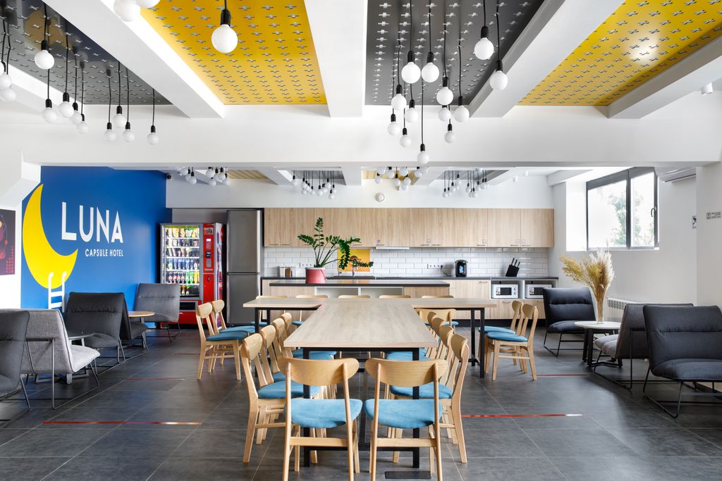 LUNA — Многоместный смешанный номер Капсула в женском блоке