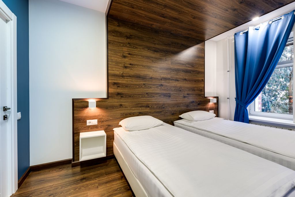 Квадро — Двухместный номер с 2 отдельными кроватями стандартный