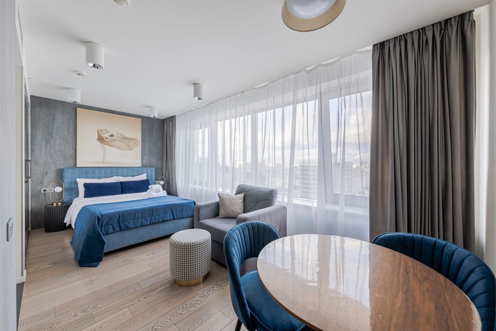 АпартАрбат — Апартаменты видовая студия Blue Смарт Хост