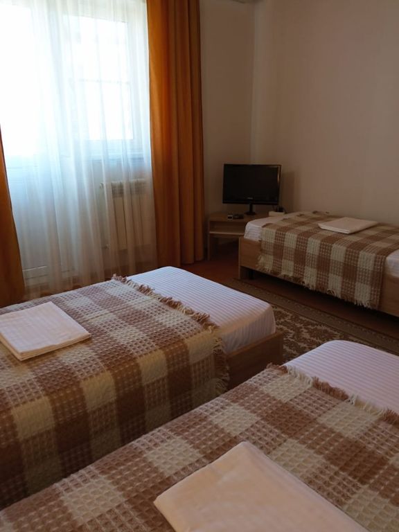 Александра — Трёхместный номер с 3 кроватями