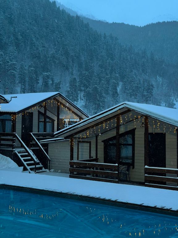 Taurus Arkhyz — Четырёхместный номер дом с бассейном