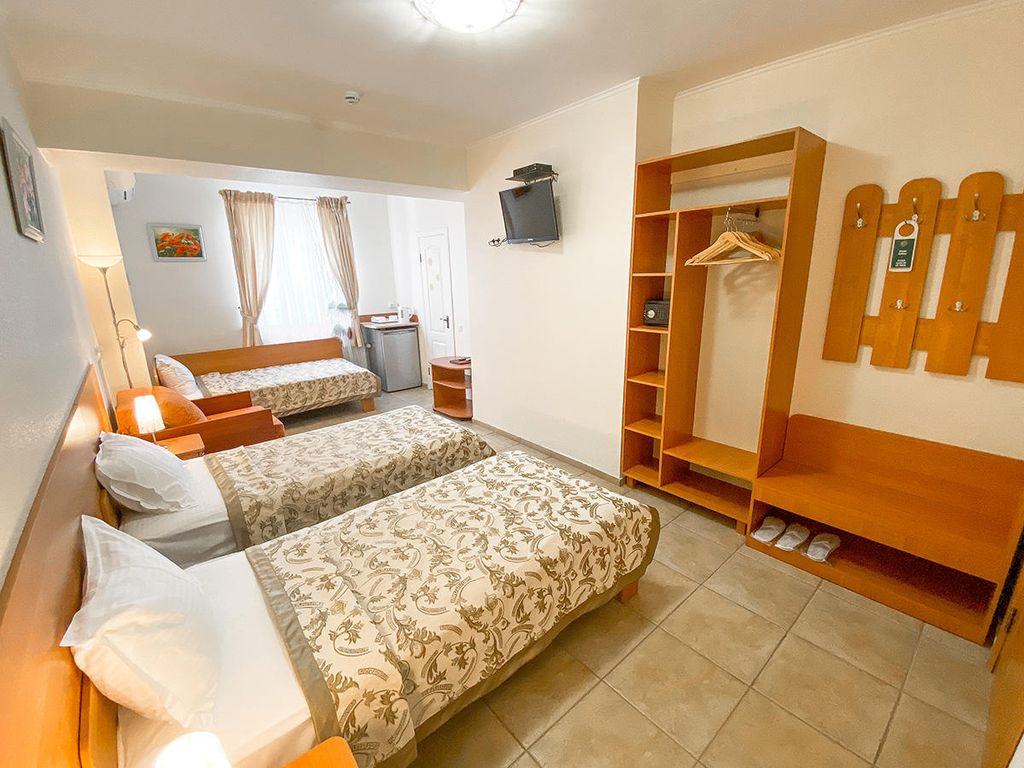 Вилла Орс — Трёхместный номер стандарт