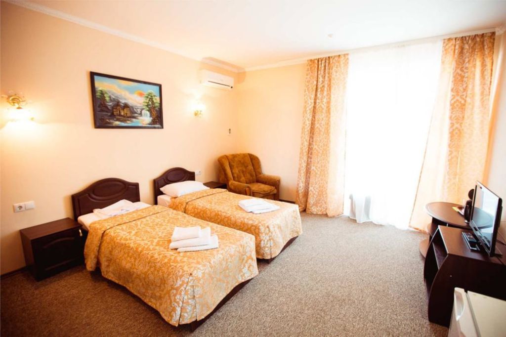 Адмирал — Двухместный номер с 2 отдельными кроватями стандарт