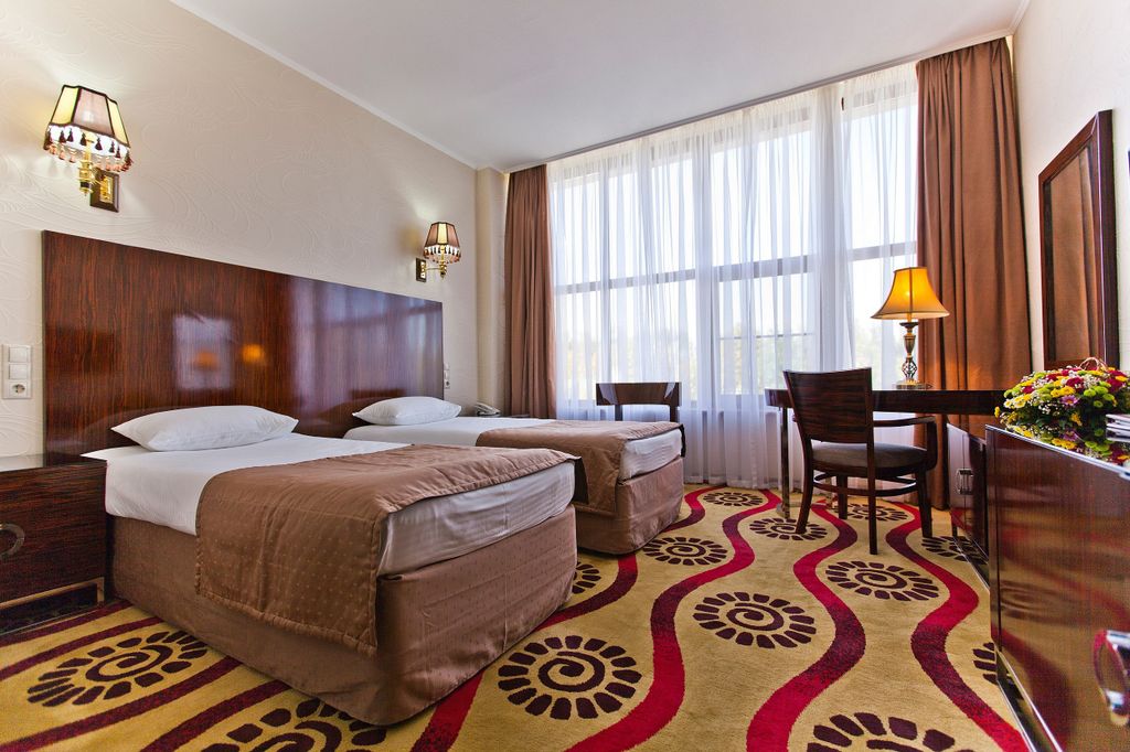 Park hotel — Двухместный номер с 2 отдельными кроватями Стандарт
