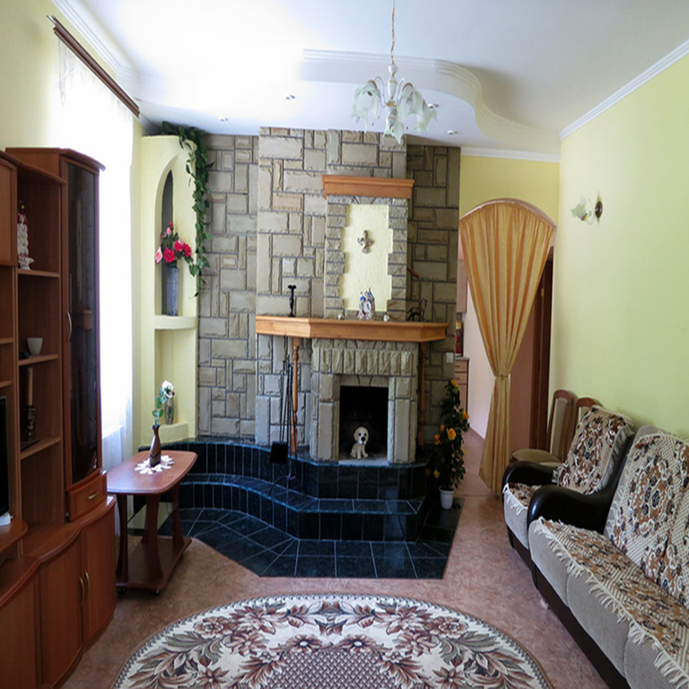 Нэста — Четырёхместный номер стандарт с видом на горы