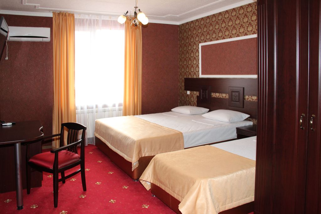 Премьер — Четырёхместный номер улучшенный