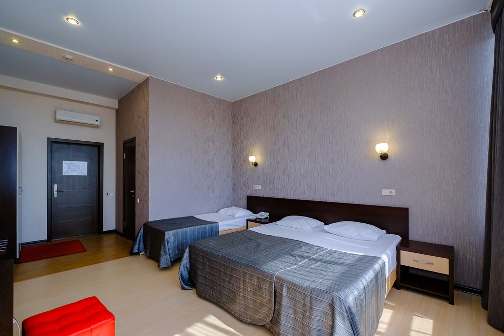 Avangard Hotel — Трёхместный номер Трёхместный