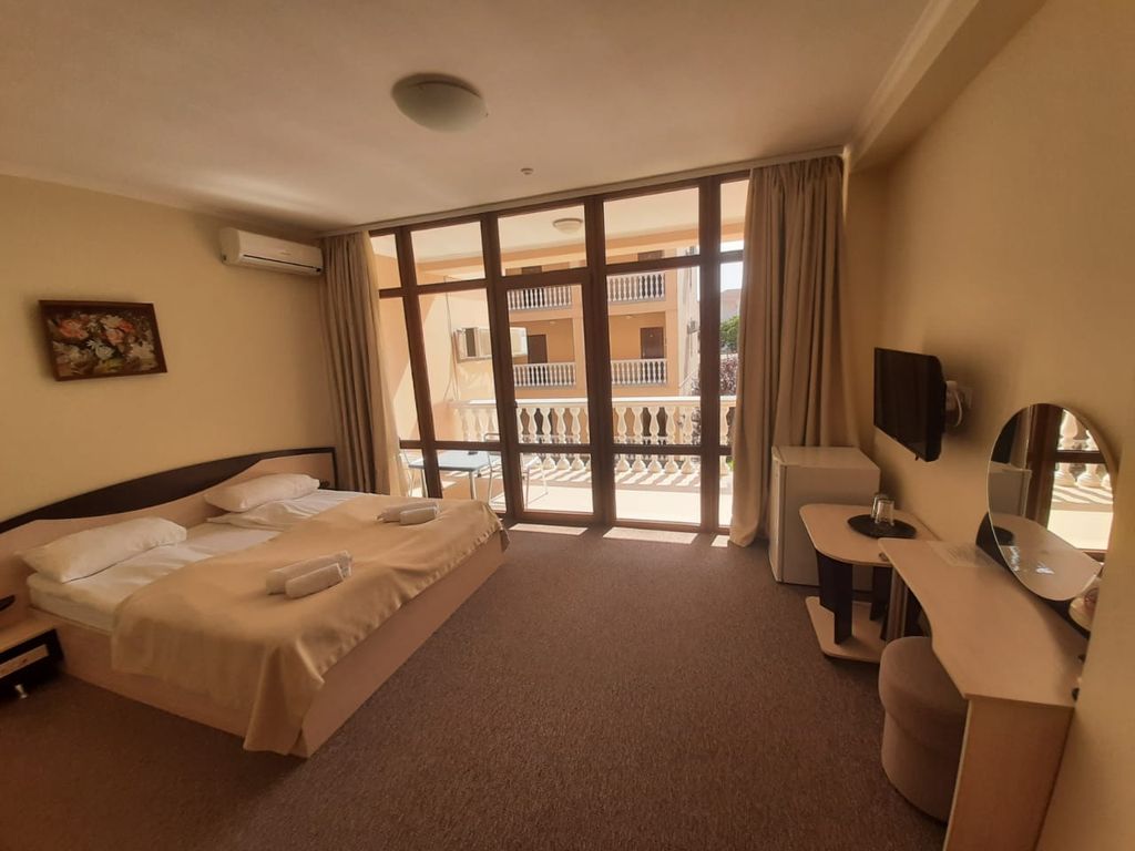 Вилла Александрия — Семейный номер улучшенный