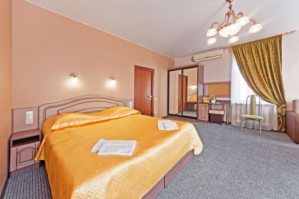 Валерия — Двухместный номер с 1 кроватью люкс №7