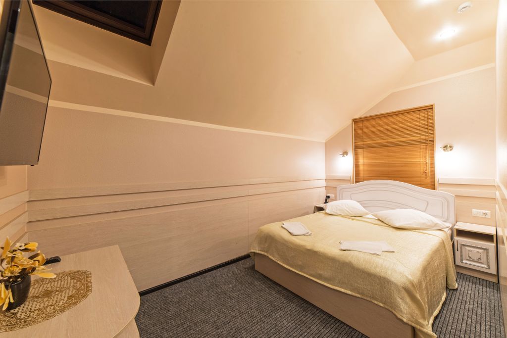 Валерия — Двухместный номер с 1 кроватью люкс №3