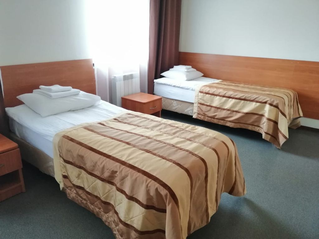 Северная Корона — Двухместный номер с 2 отдельными кроватями эконом