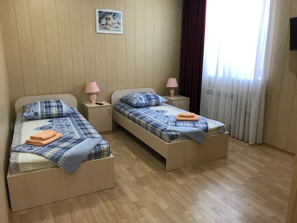 Баргузин — Трёхместный номер стандарт