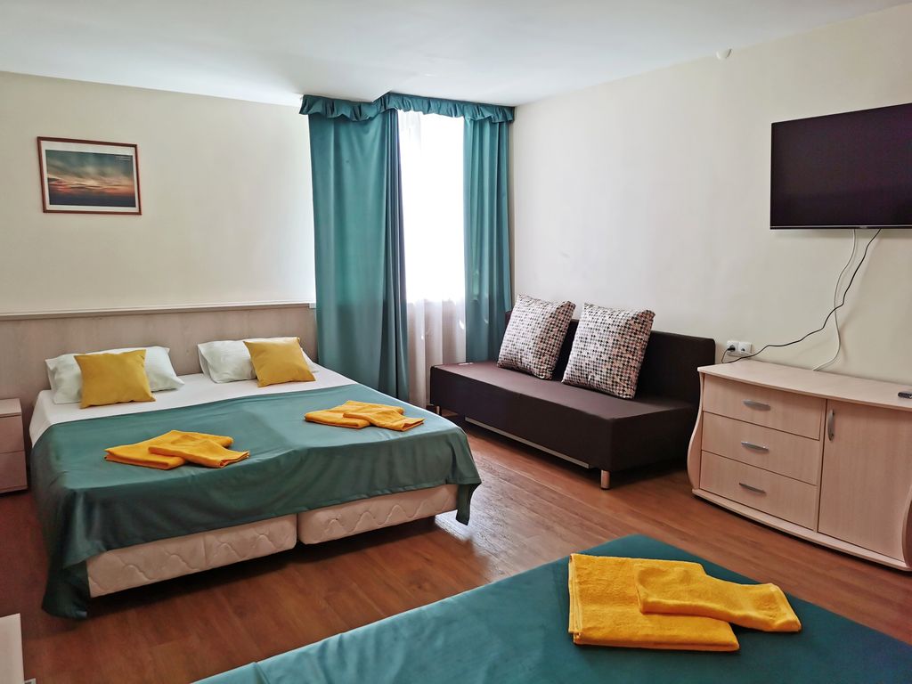 Розовая Пантера — Четырёхместный номер стандарт