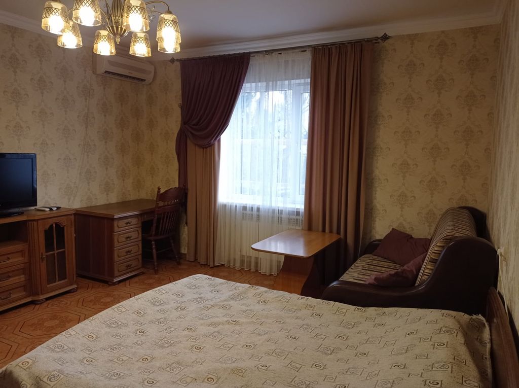 Домашний уют — Четырёхместный номер с террасой