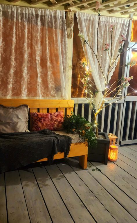 Чудесное место — Трёхместный номер улучшенный с видом на город