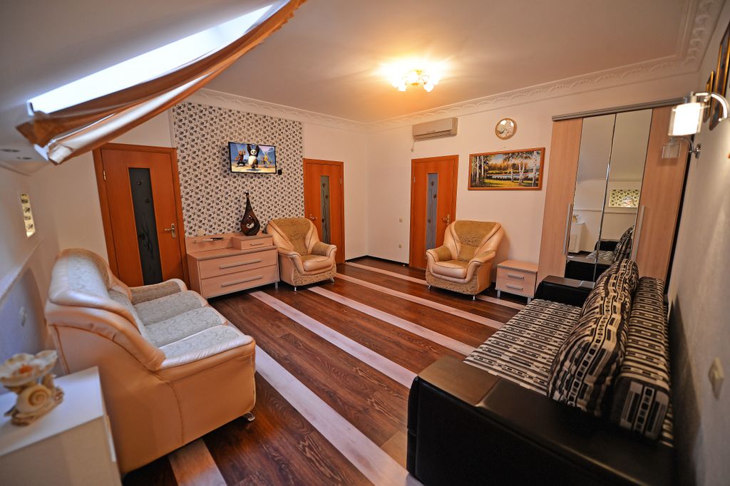 Минск — Апартаменты трёхкомнатный люкс