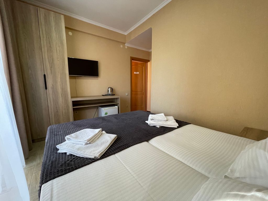 Амбассадор  Лазаревское — Двухместный номер с 2 отдельными кроватями стандарт с видом на горы