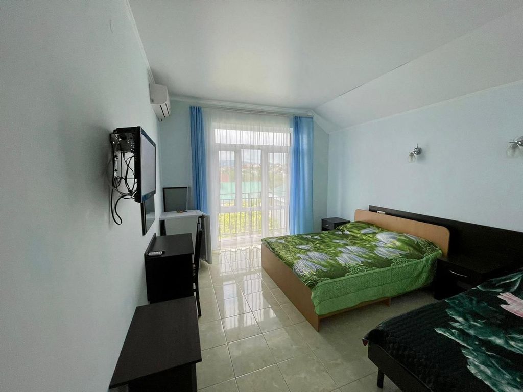 Лидия — Трёхместный номер люкс