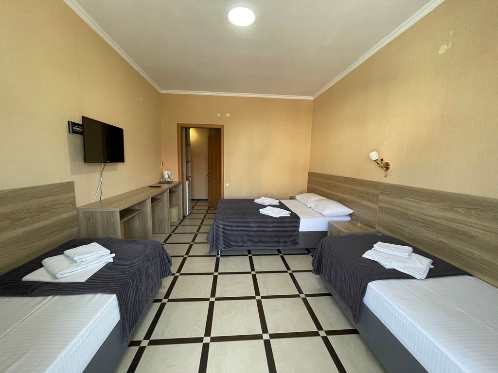 Амбассадор  Лазаревское — Семейный номер улучшенный с видом на горы