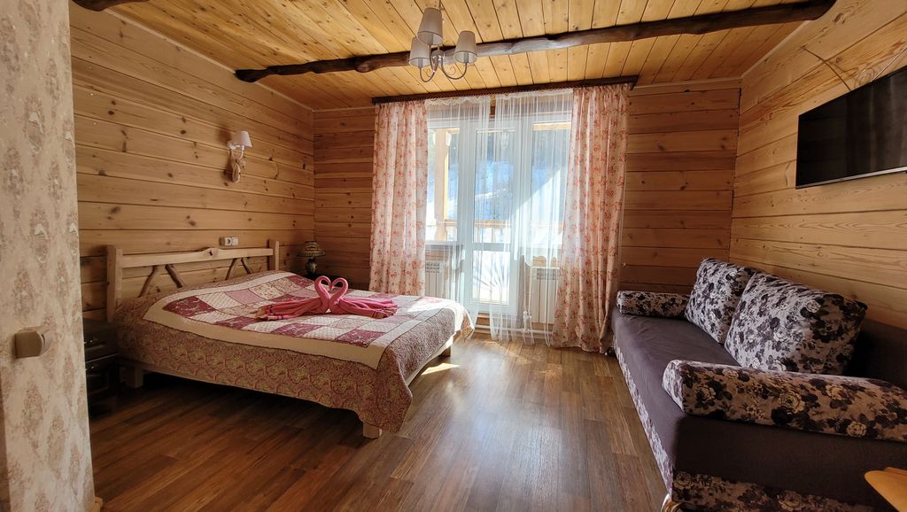 "Усадьба Жар-птица" — Двухместный номер с 1 кроватью улучшенный с видом на горы