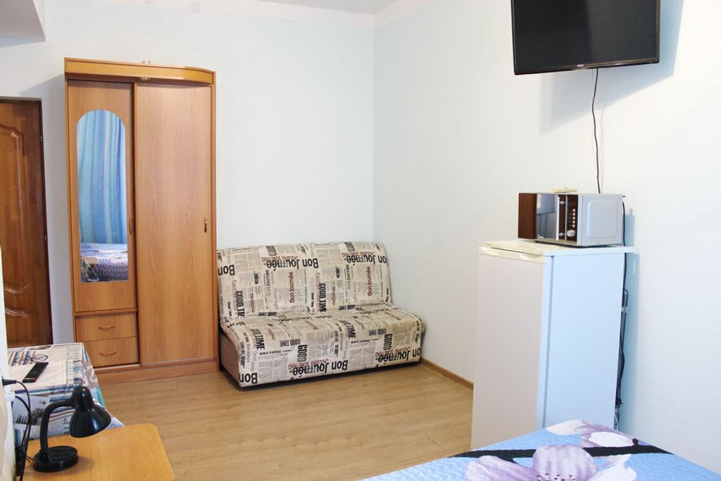 На Изумрудной — Четырёхместный номер 3 этаж с индивидуальной кухней