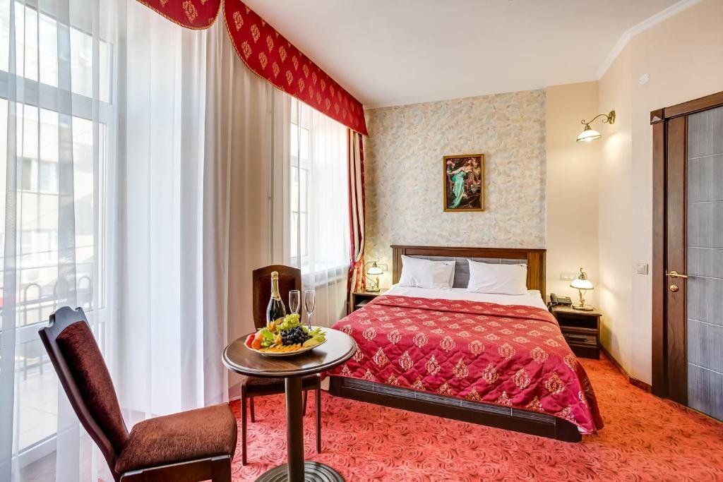 СИТИРоуз — Двухместный номер с 1 кроватью люкс