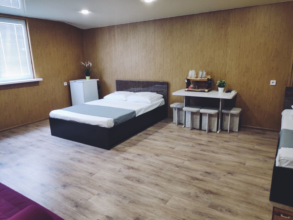 Афалина — Семейный номер с собственной ванной комнатой