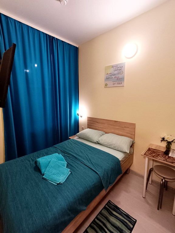 Золотой Клевер — Двухместный номер с 1 кроватью бюджетный с окнами в холл