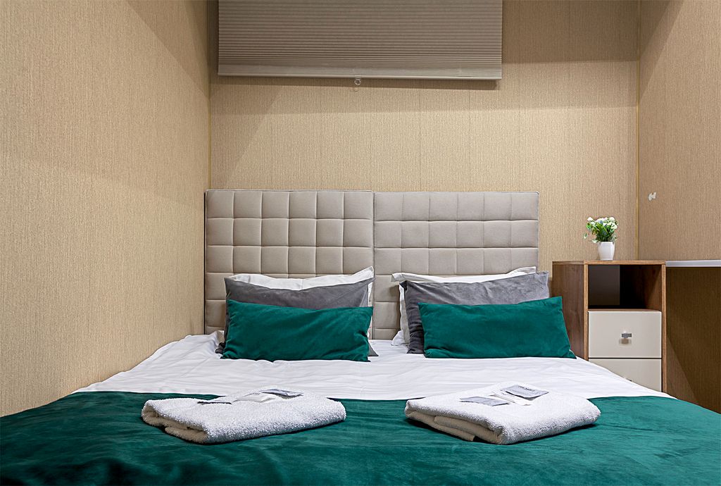 URoom мини отель — Четырёхместный номер эконом-класса с общей ванной