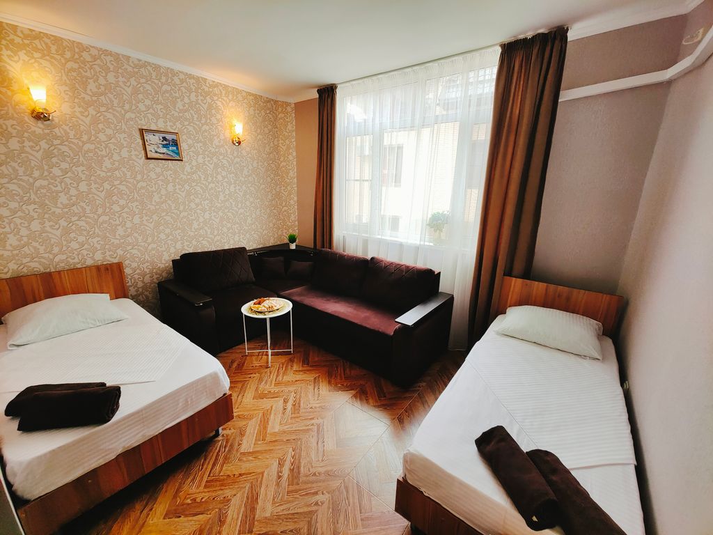 Амар — Четырёхместный номер стандарт