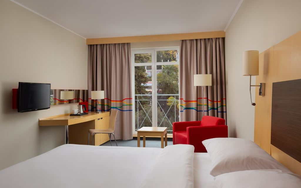 Cosmos Sochi Hotel — Двухместный номер с 1 кроватью Junior