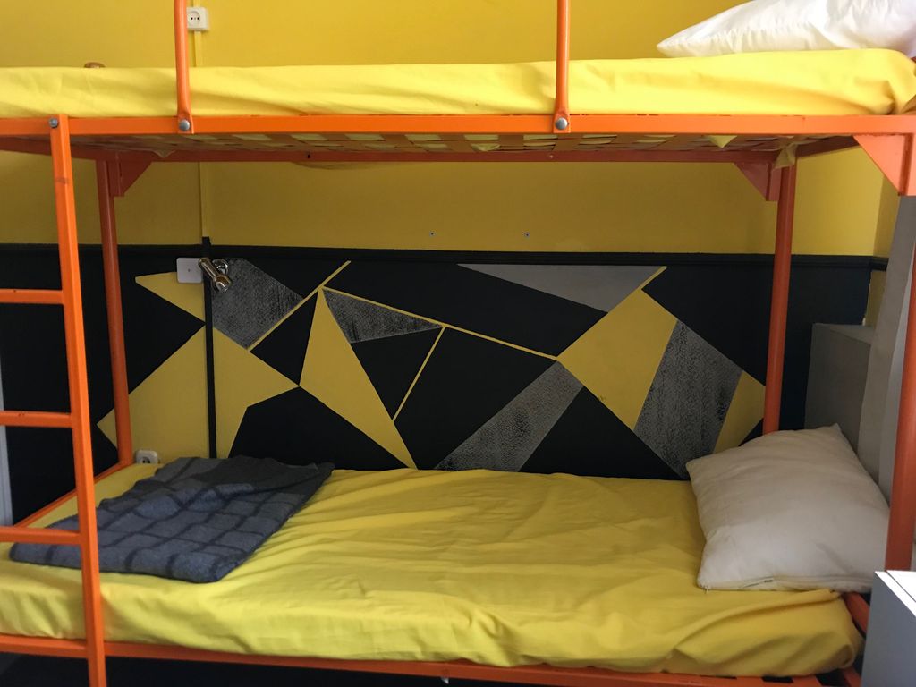 Оранж — Многоместный мужской номер 5