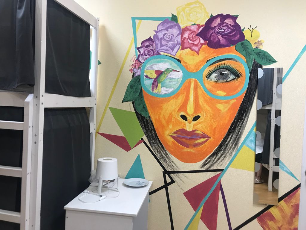 Оранж — Многоместный женский номер 10