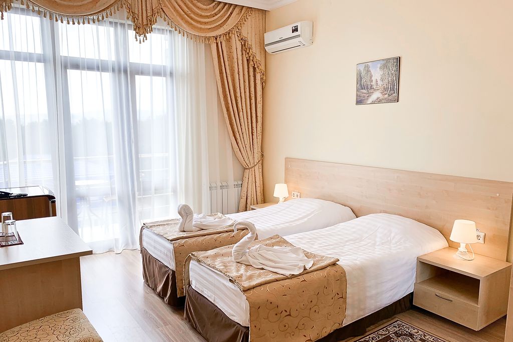 Plaza — Двухместный номер с 2 отдельными кроватями стандарт с видом на море