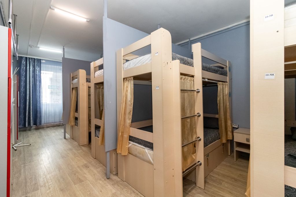 Наш — Многоместный смешанный номер 8-местный, нижнее место