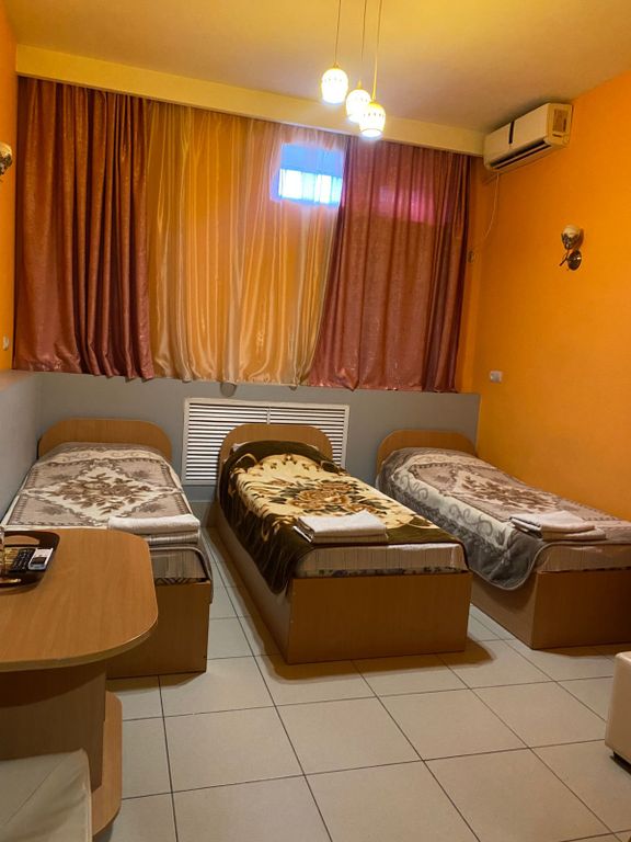 Карс — Трёхместный номер полулюкс 17