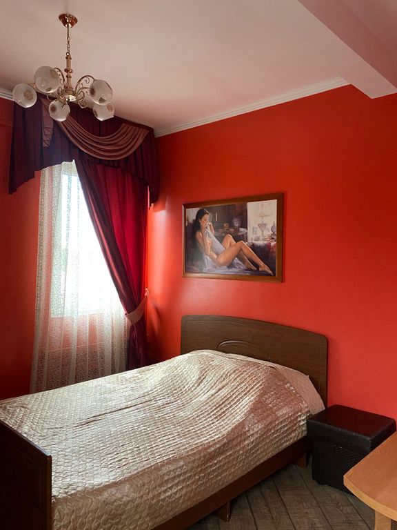 Карс — Семейный номер полулюкс с двуспальной кроватью 3, 13