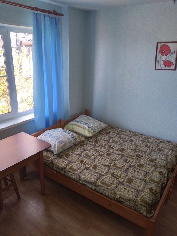 У озера — Трёхместный номер с 3 отдельными кроватями и ванной комнатой