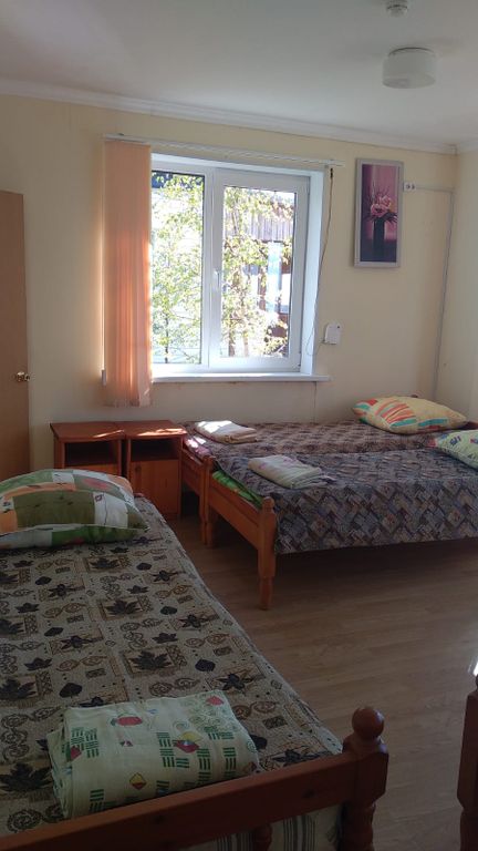 У озера — Семейный номер с 5 отдельными кроватями