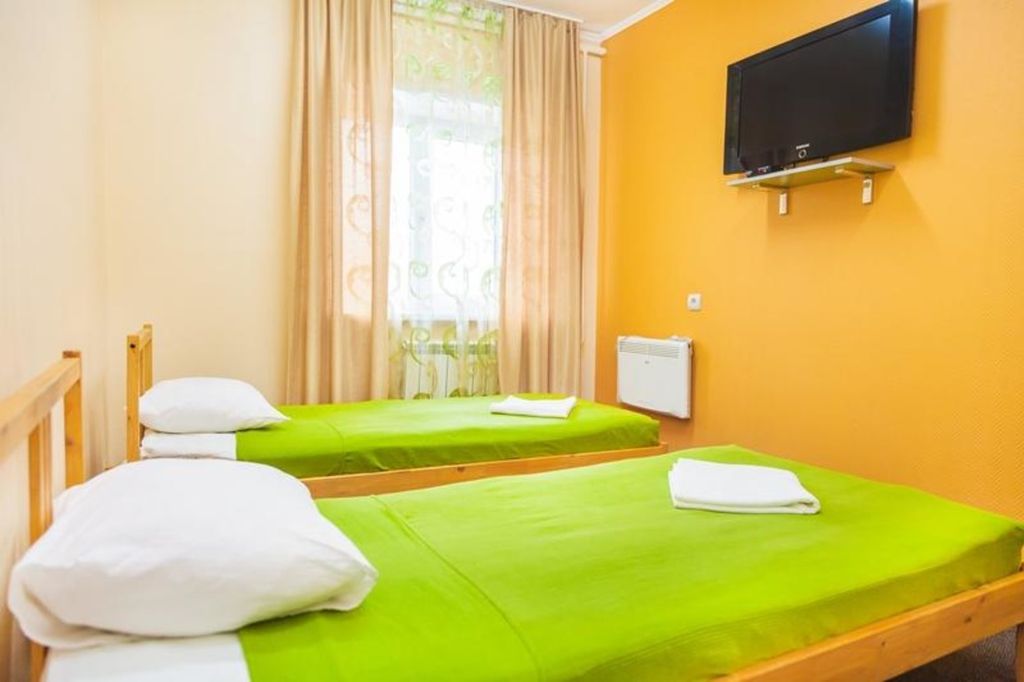 Миллениум у жд вокзала — Двухместный номер с 2 отдельными кроватями Двухместный стандартный номер с раздельными кроватями