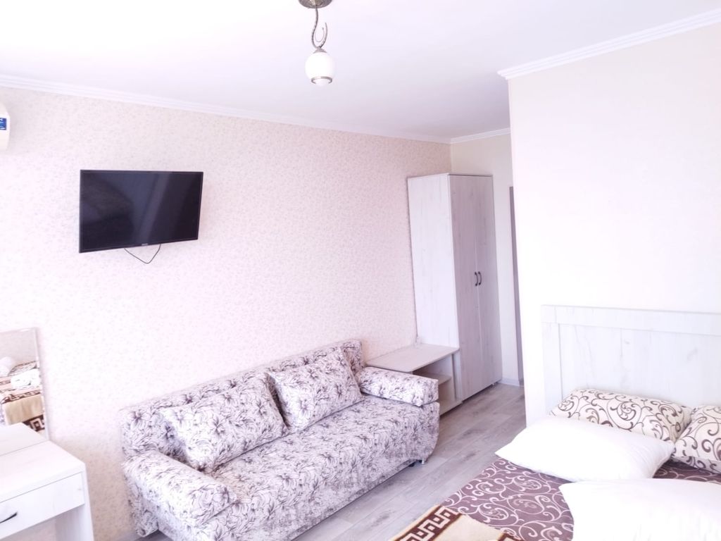 Лесная сказка — Четырёхместный номер семейный люкс с балконом и без