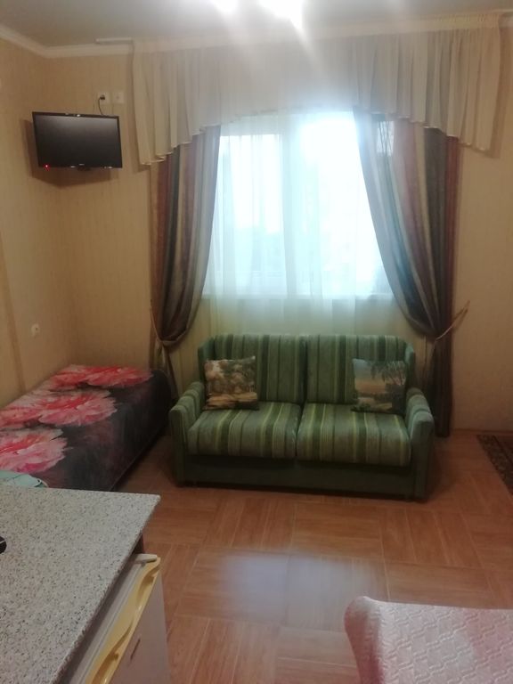 Солнышко — Трёхместный номер стандарт