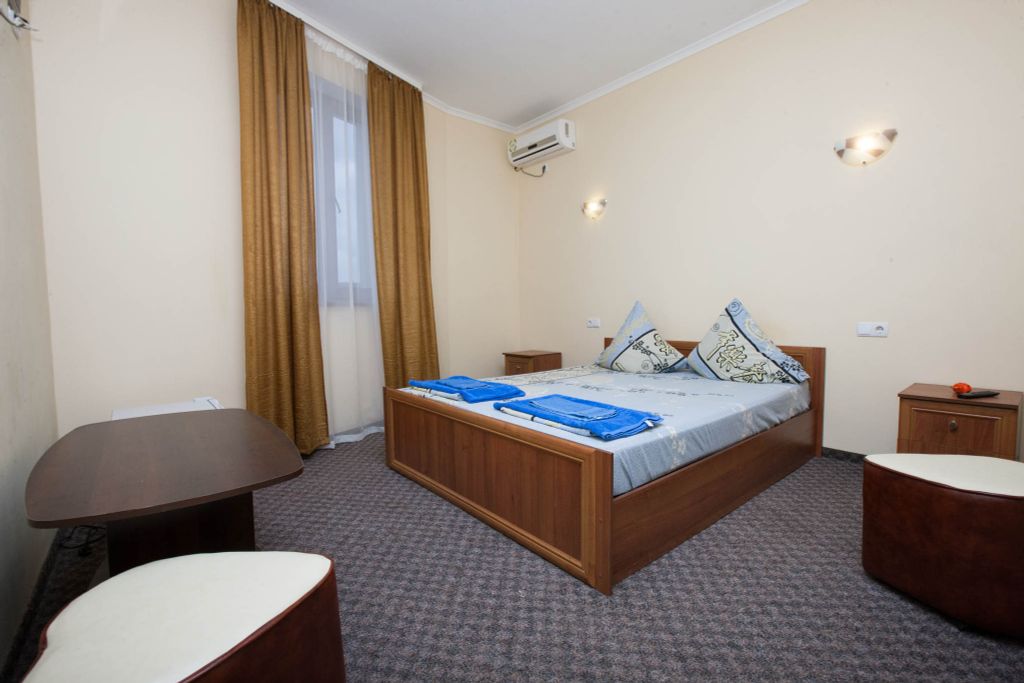 Эдие — Семейный номер семейный